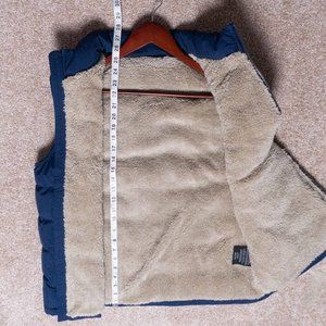 Men's medium Puffer vest blue sherpa lined